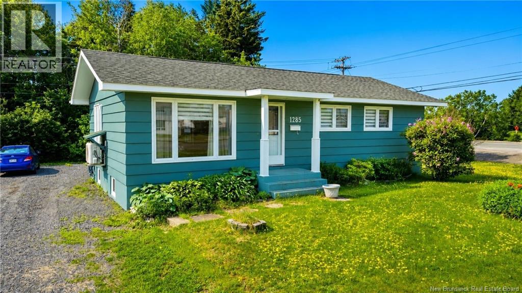 1285 Vanier - Image 4