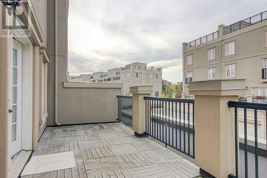 62 LORD DURHAM ROAD - 12