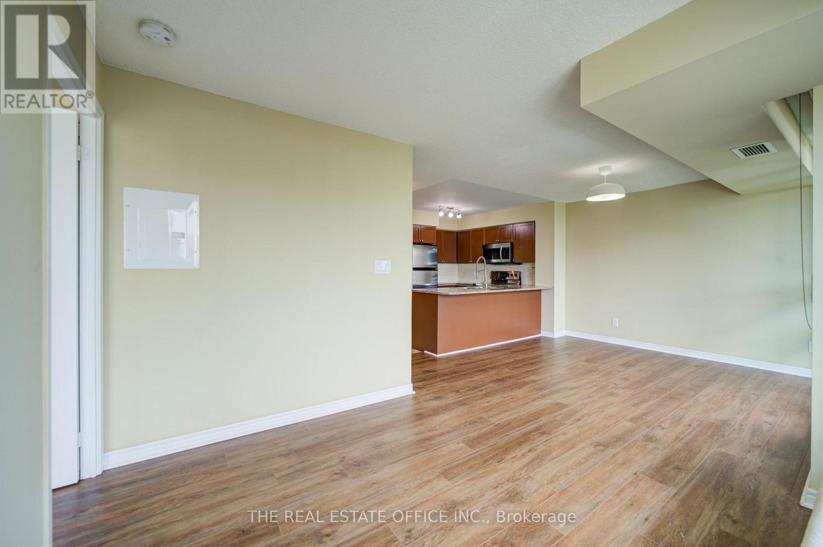 #1502 208 ENFIELD PLACE - 13