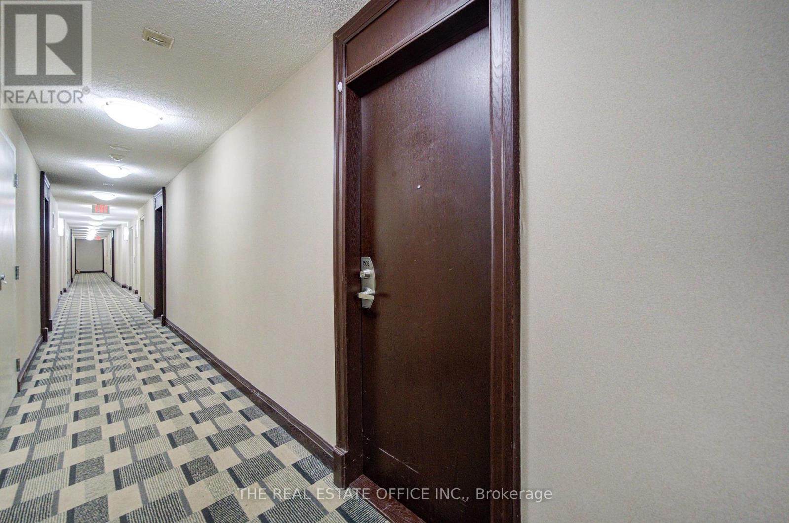 #1502 208 ENFIELD PLACE - 3