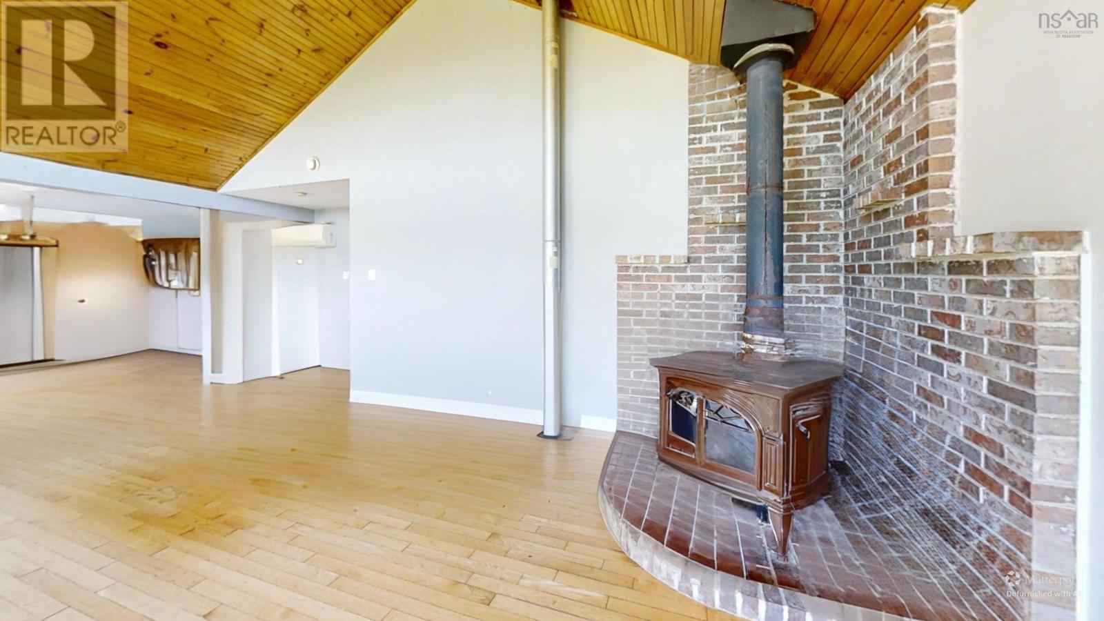 61 Shipyard Road - 28