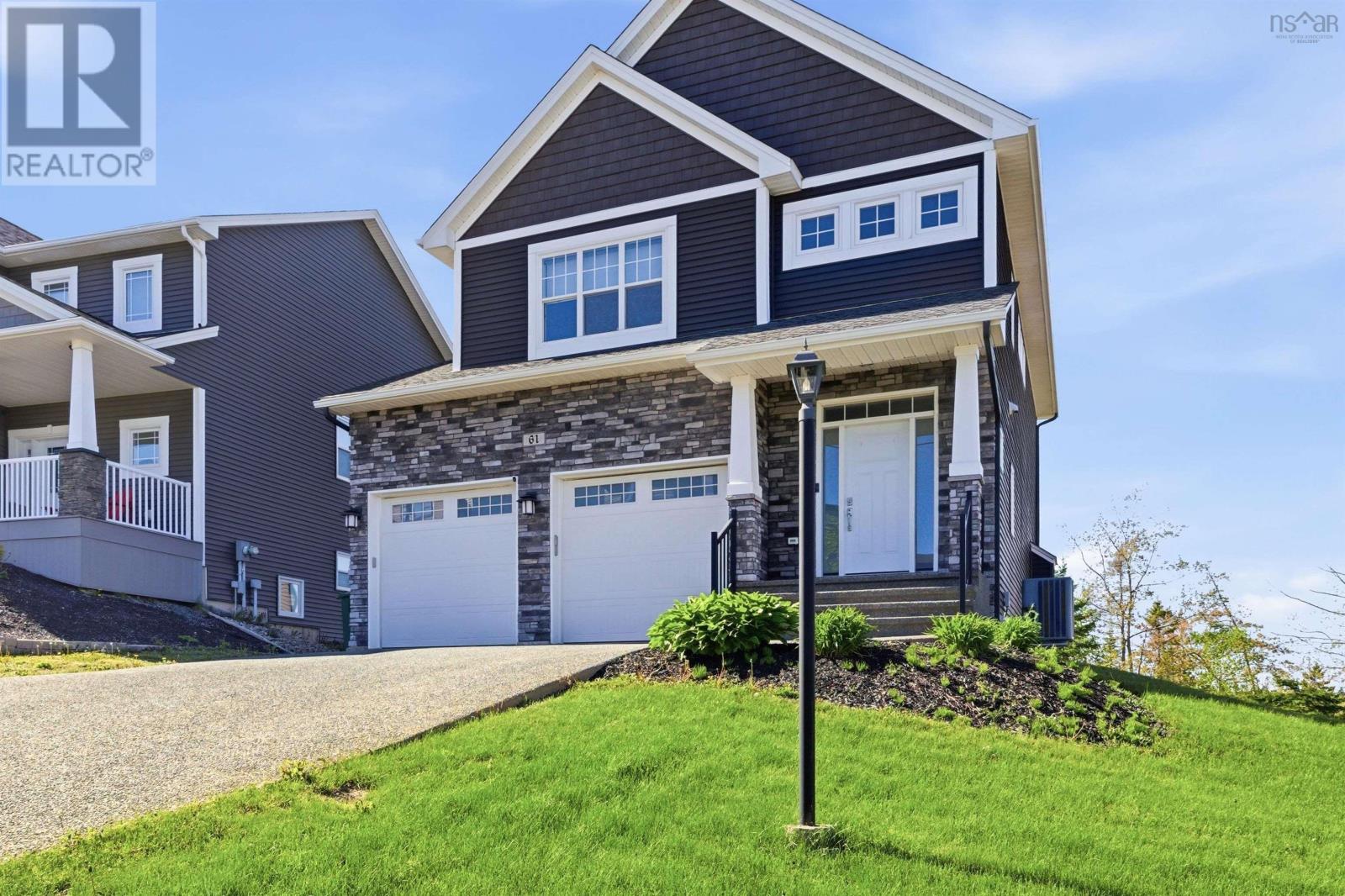 61 Maple Grove Avenue, Brunello Estates - 1