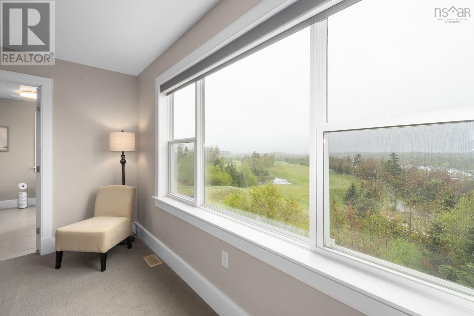 61 Maple Grove Avenue, Brunello Estates - 26