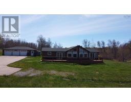 Sunroom - 61 Shipyard Road, Cheverie, NS B0N1G0 Photo 8