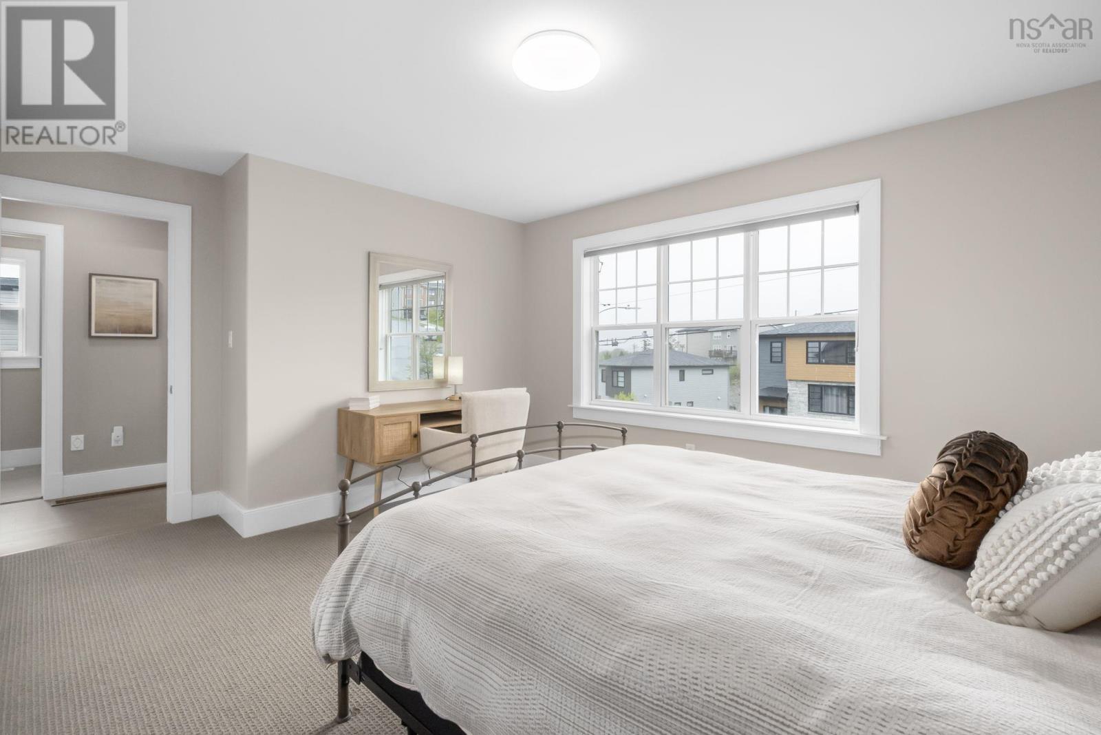 61 Maple Grove Avenue, Brunello Estates - 32