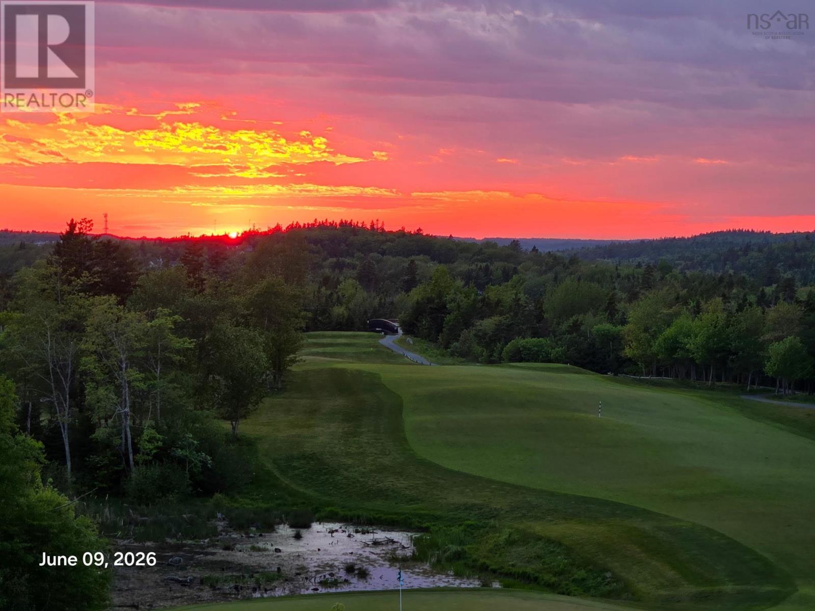 61 Maple Grove Avenue, Brunello Estates - 4