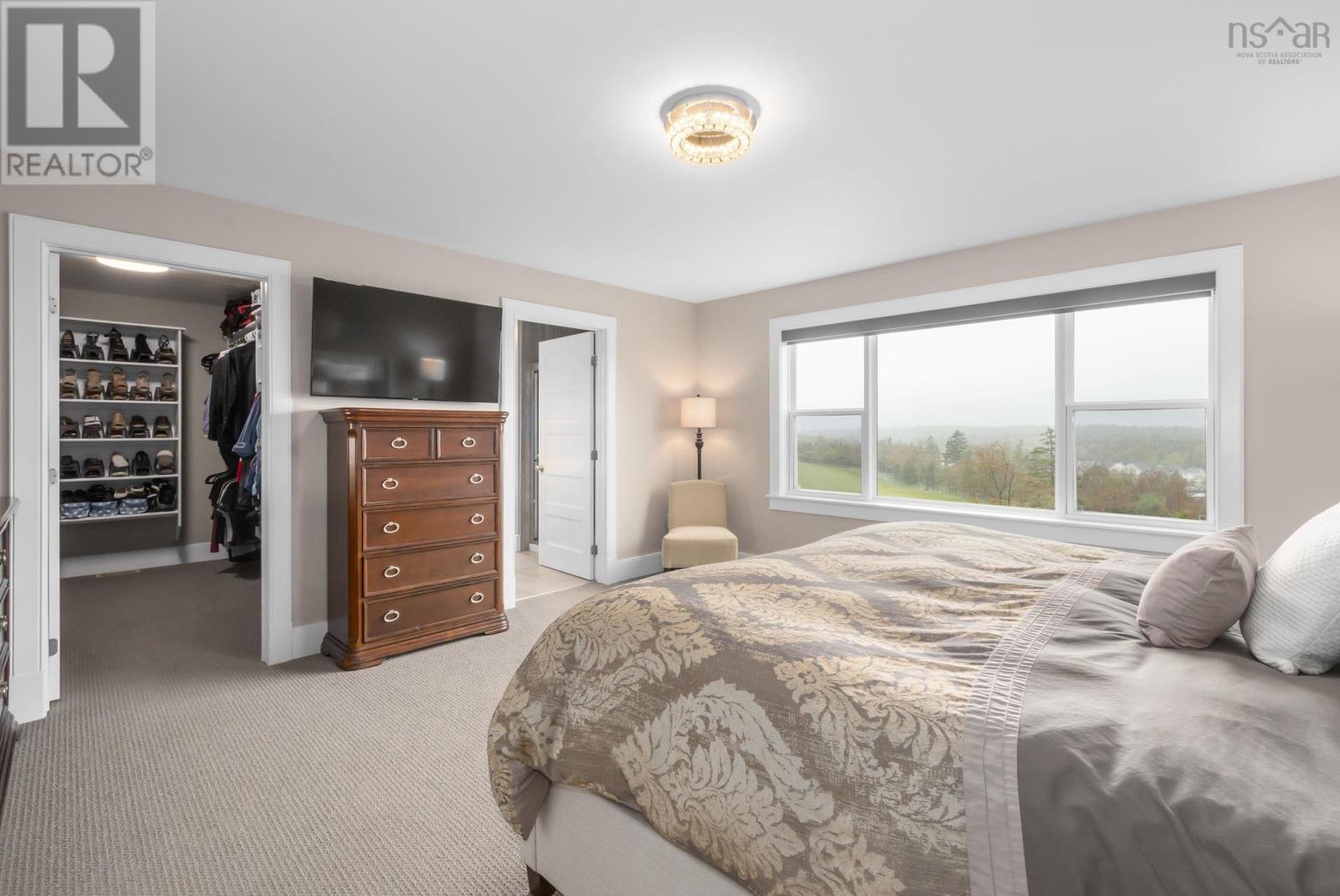61 Maple Grove Avenue, Brunello Estates - 25