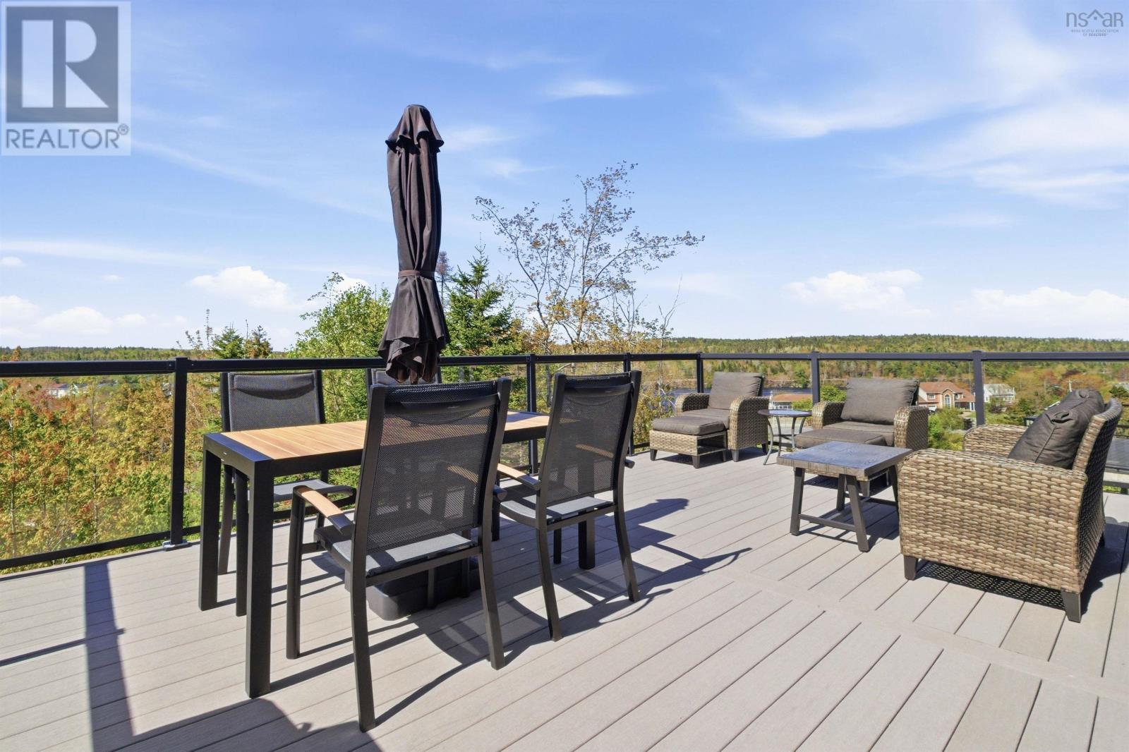 61 Maple Grove Avenue, Brunello Estates - 6
