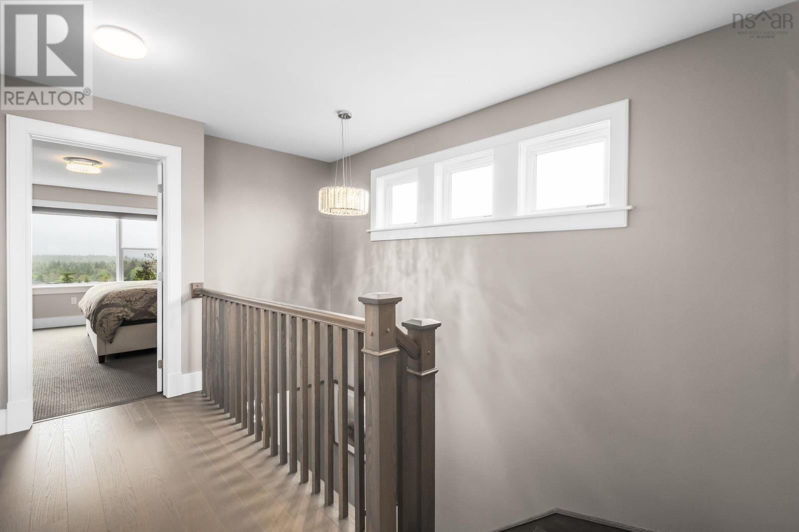 61 Maple Grove Avenue, Brunello Estates - 30
