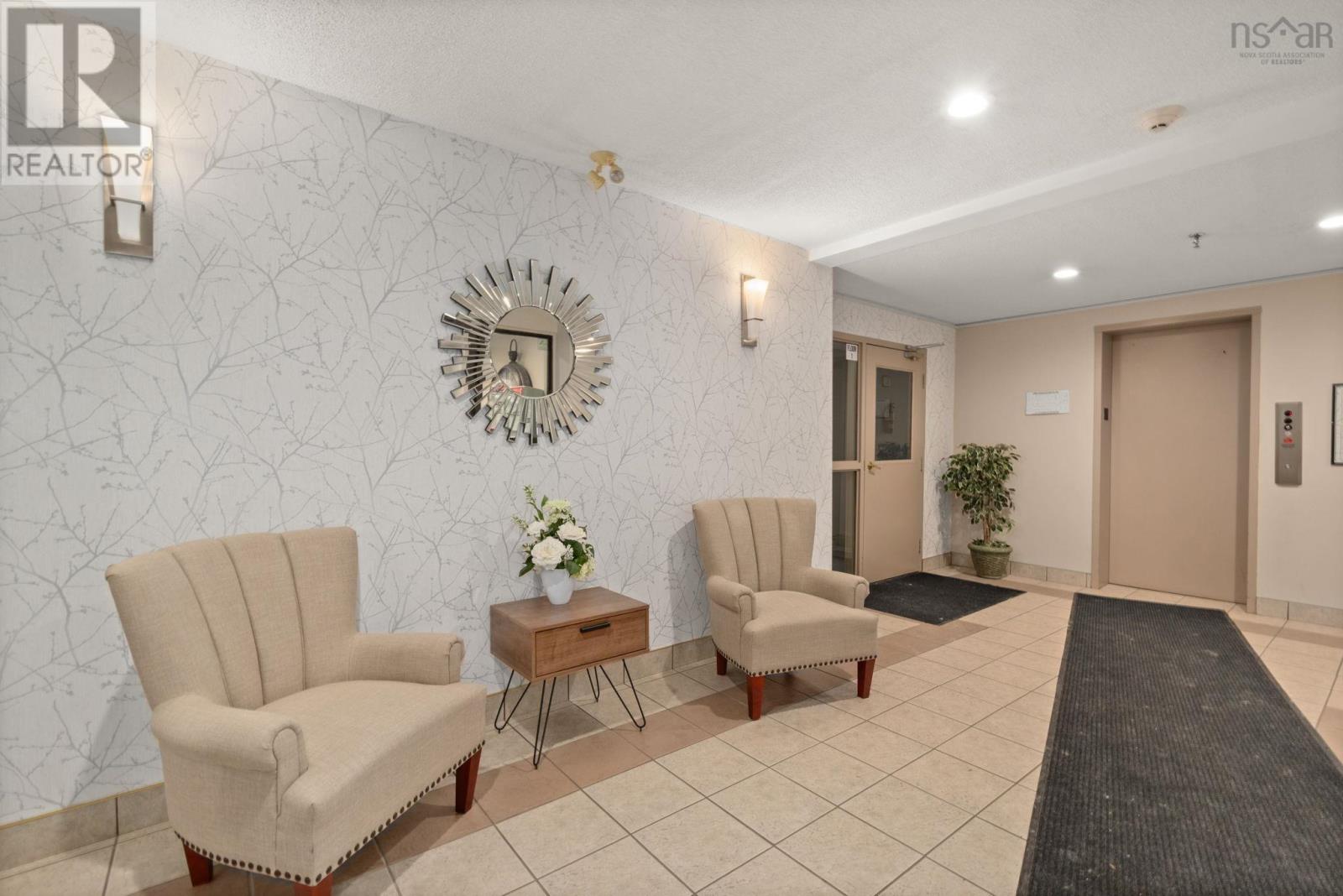 #403 64 Cumberland Drive - 35