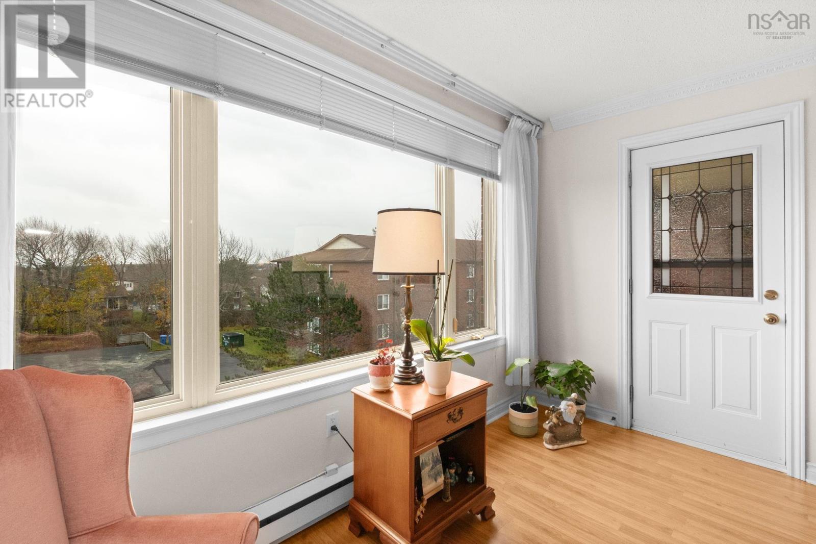 #403 64 Cumberland Drive - 14