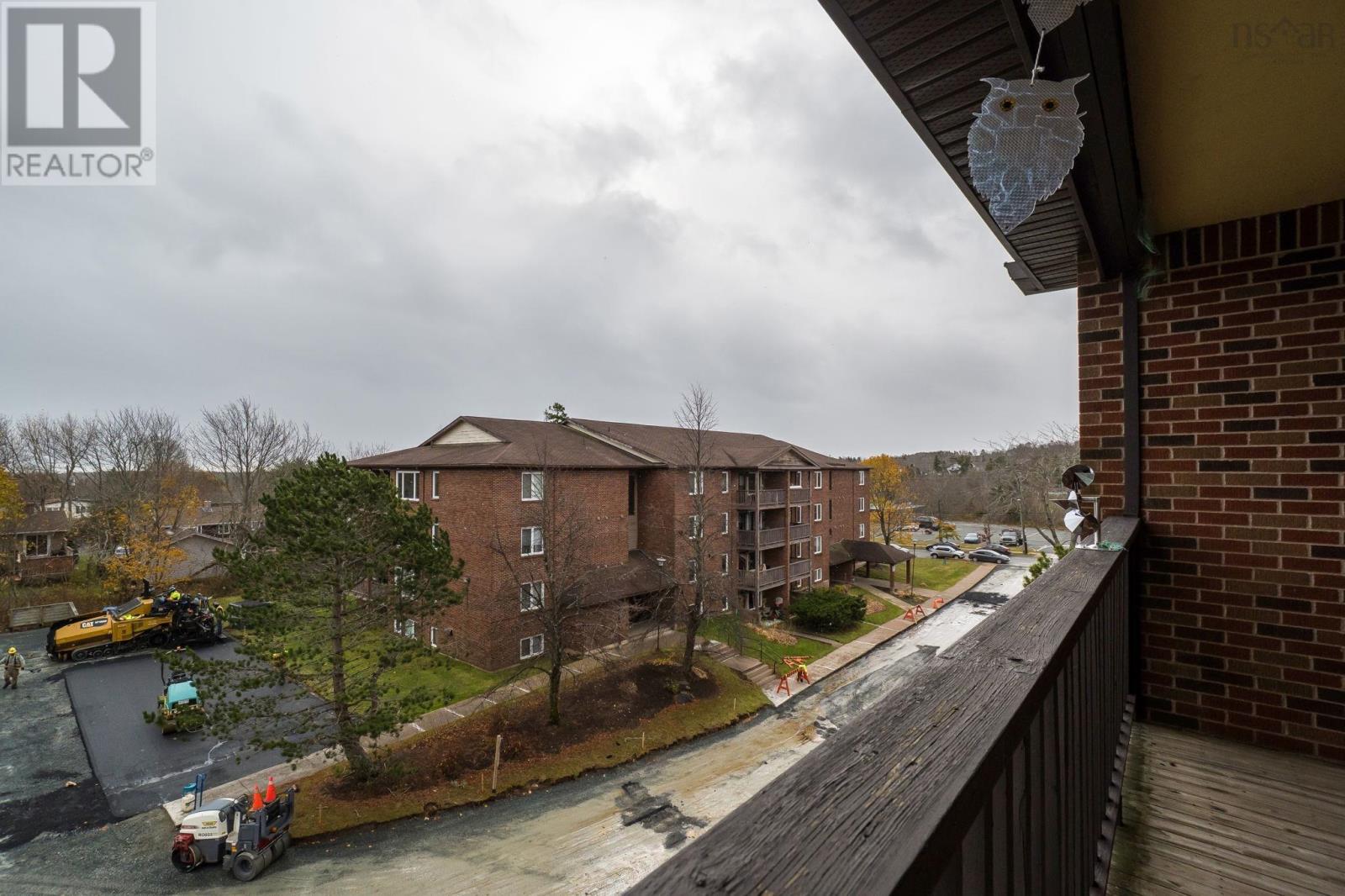 #403 64 Cumberland Drive - 41