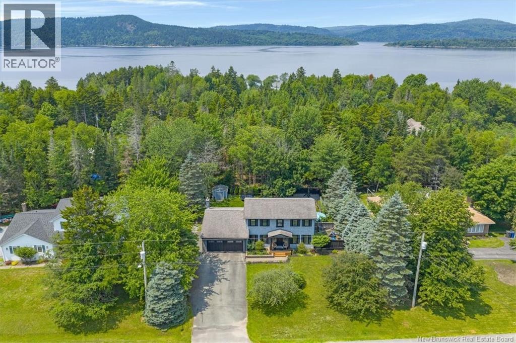 24 Beach Drive - Image 2
