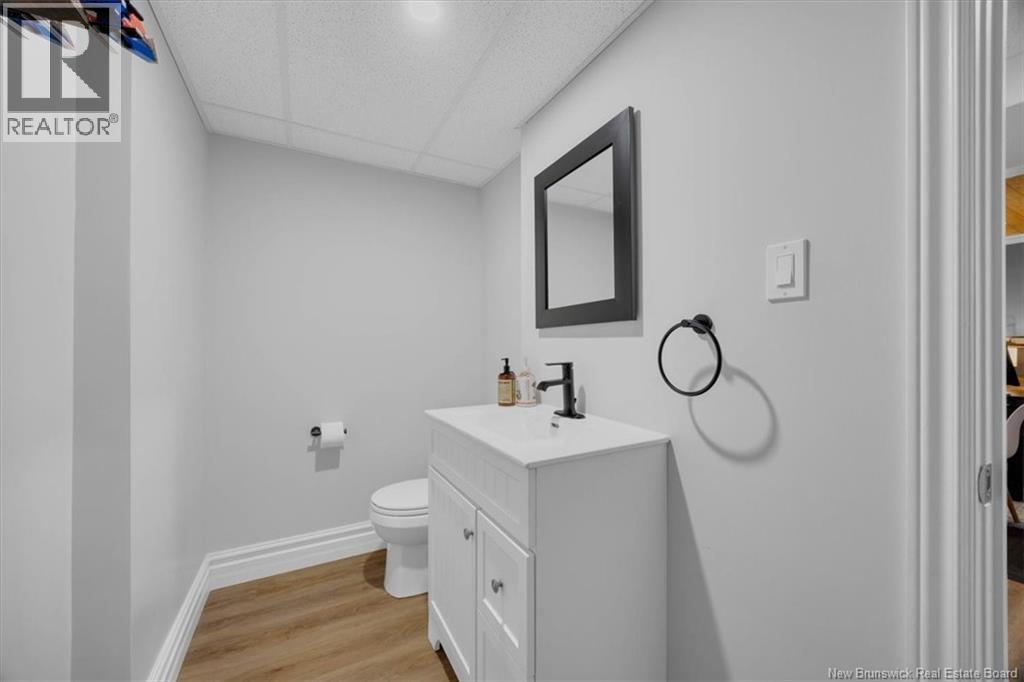 24 Beach Drive - Image 32