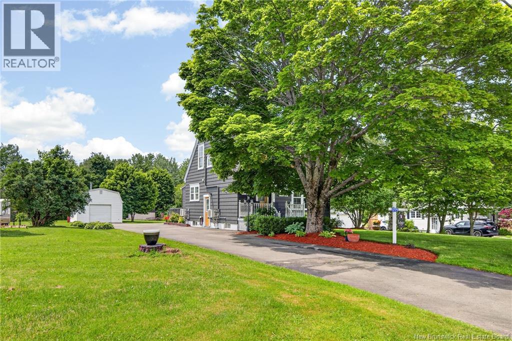 1775 Amirault Street - Image 2