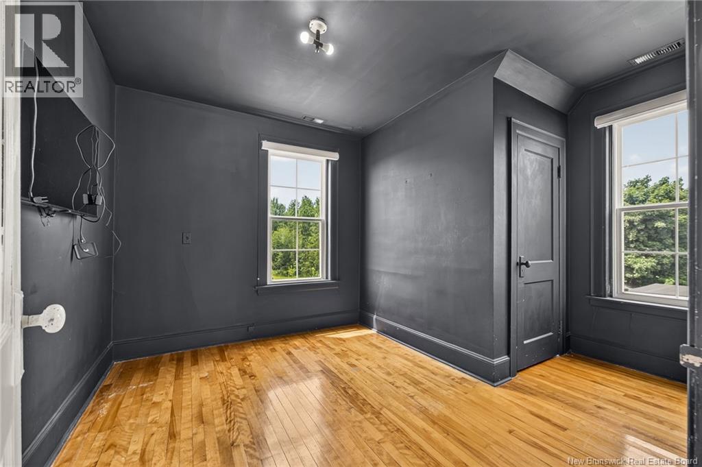 1775 Amirault Street - Image 30
