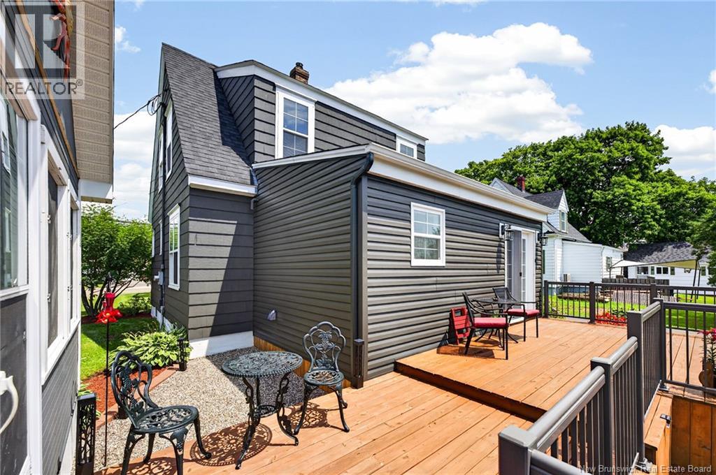 1775 Amirault Street - Image 39