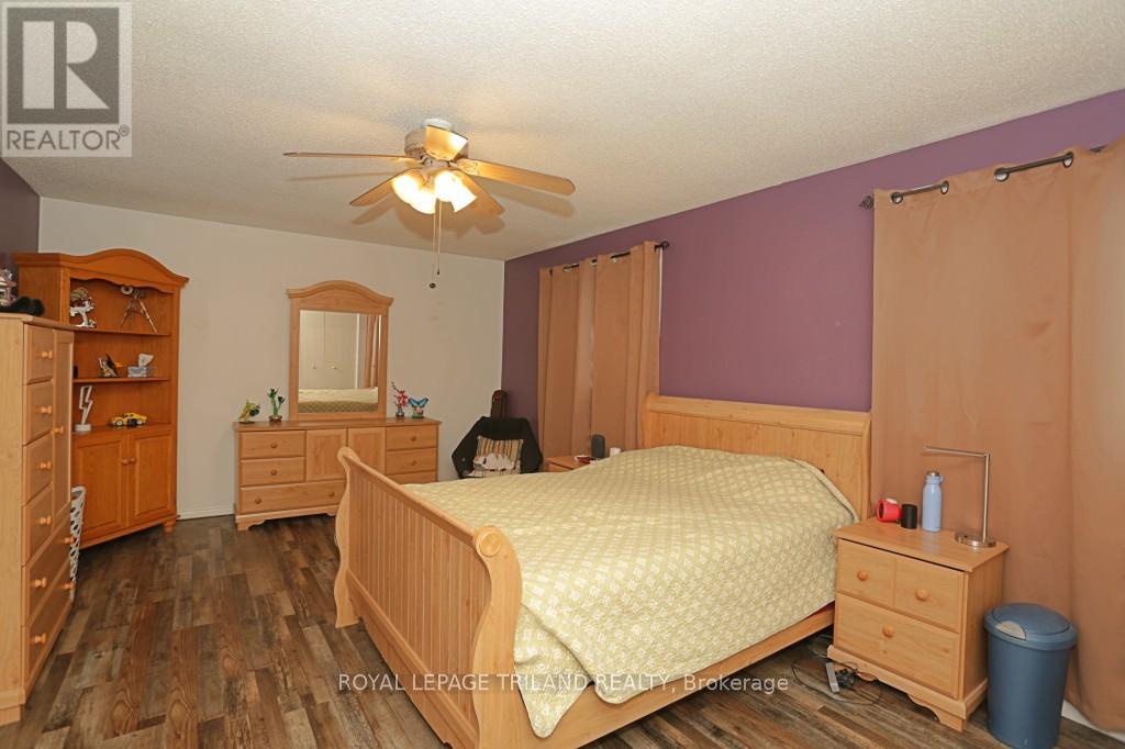 #2 131 BONAVENTURE DRIVE - 11