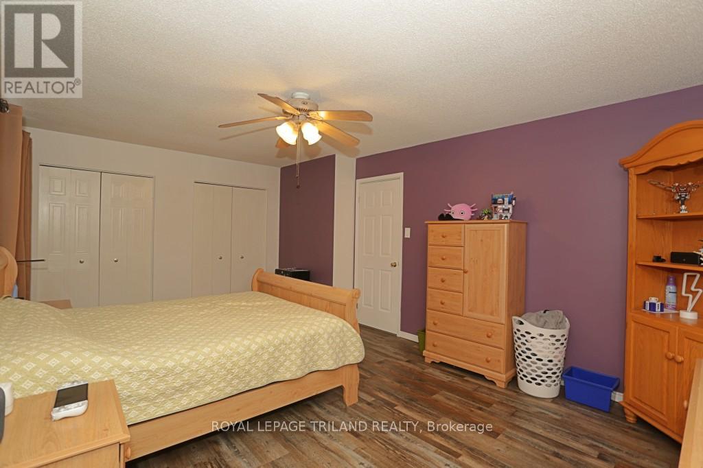 #2 131 BONAVENTURE DRIVE - 12