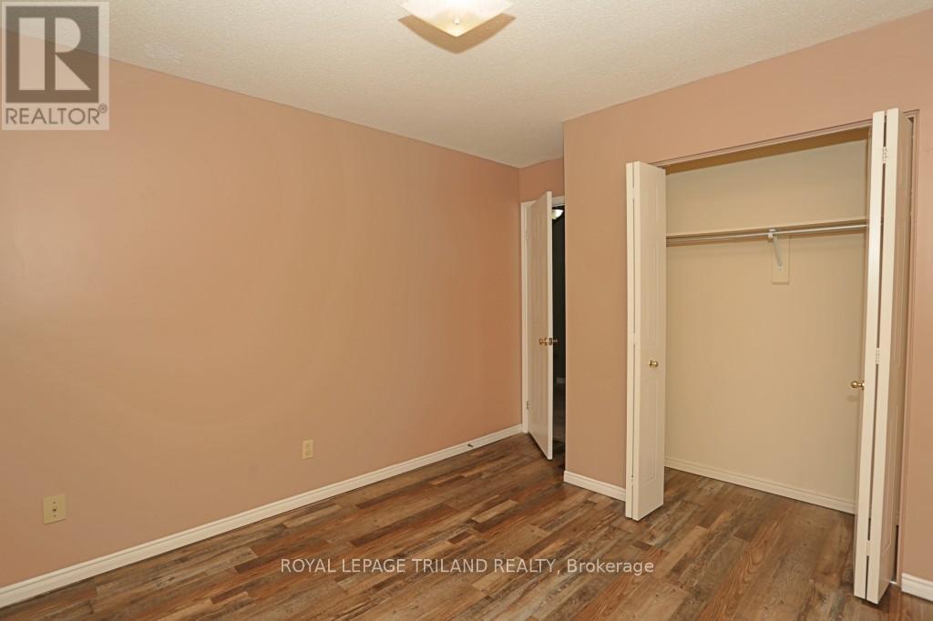 #2 131 BONAVENTURE DRIVE - 16