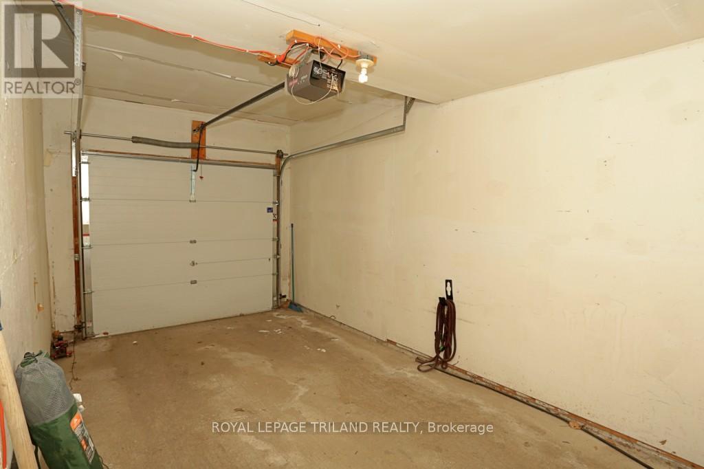 #2 131 BONAVENTURE DRIVE - 25