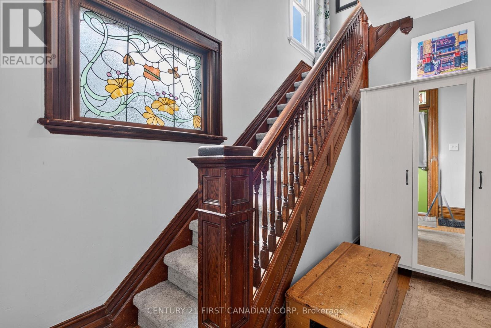 754 LORNE AVENUE - 12