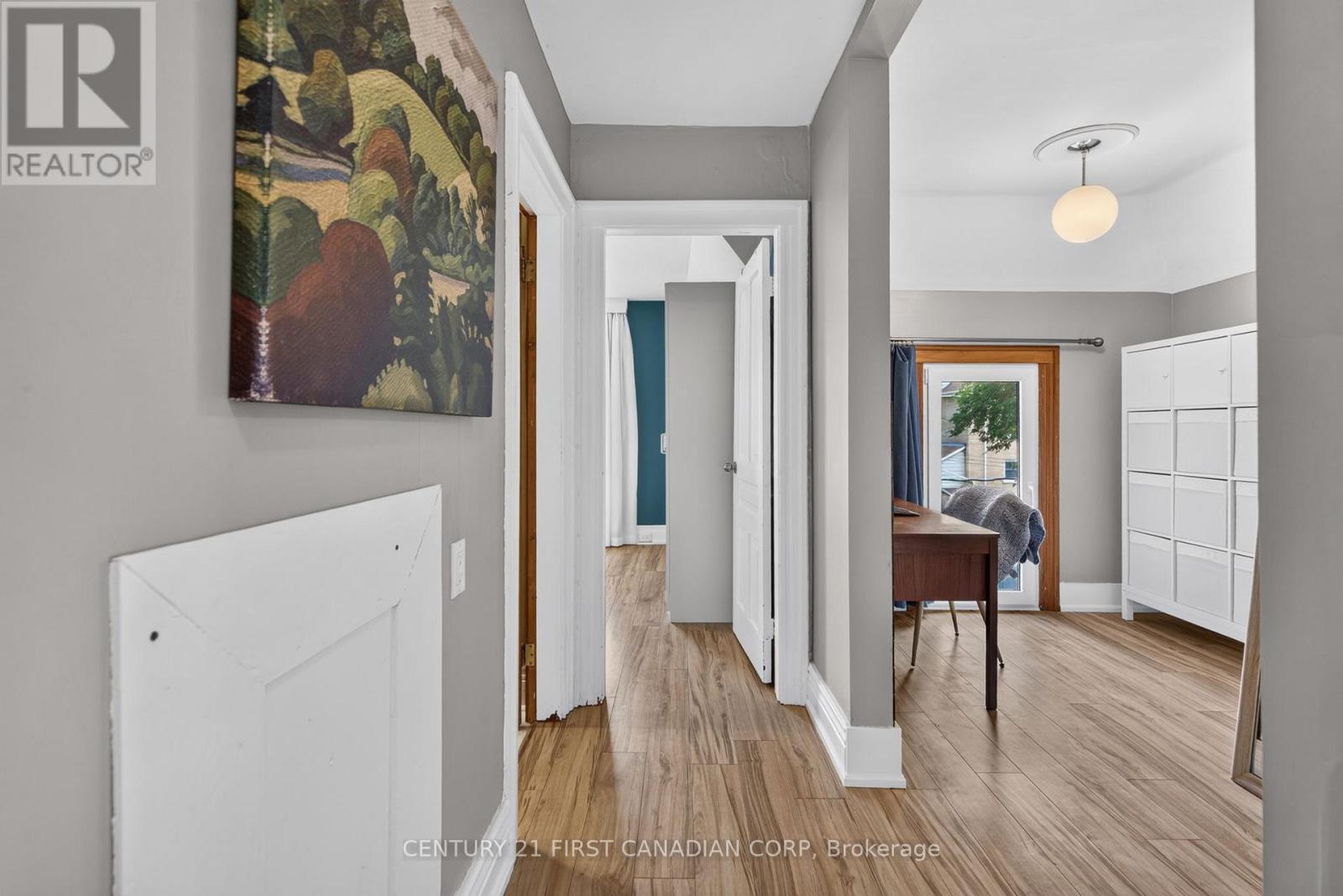 754 LORNE AVENUE - 17