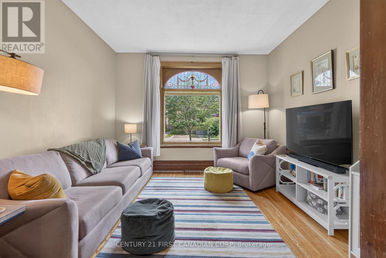 754 LORNE AVENUE - 3