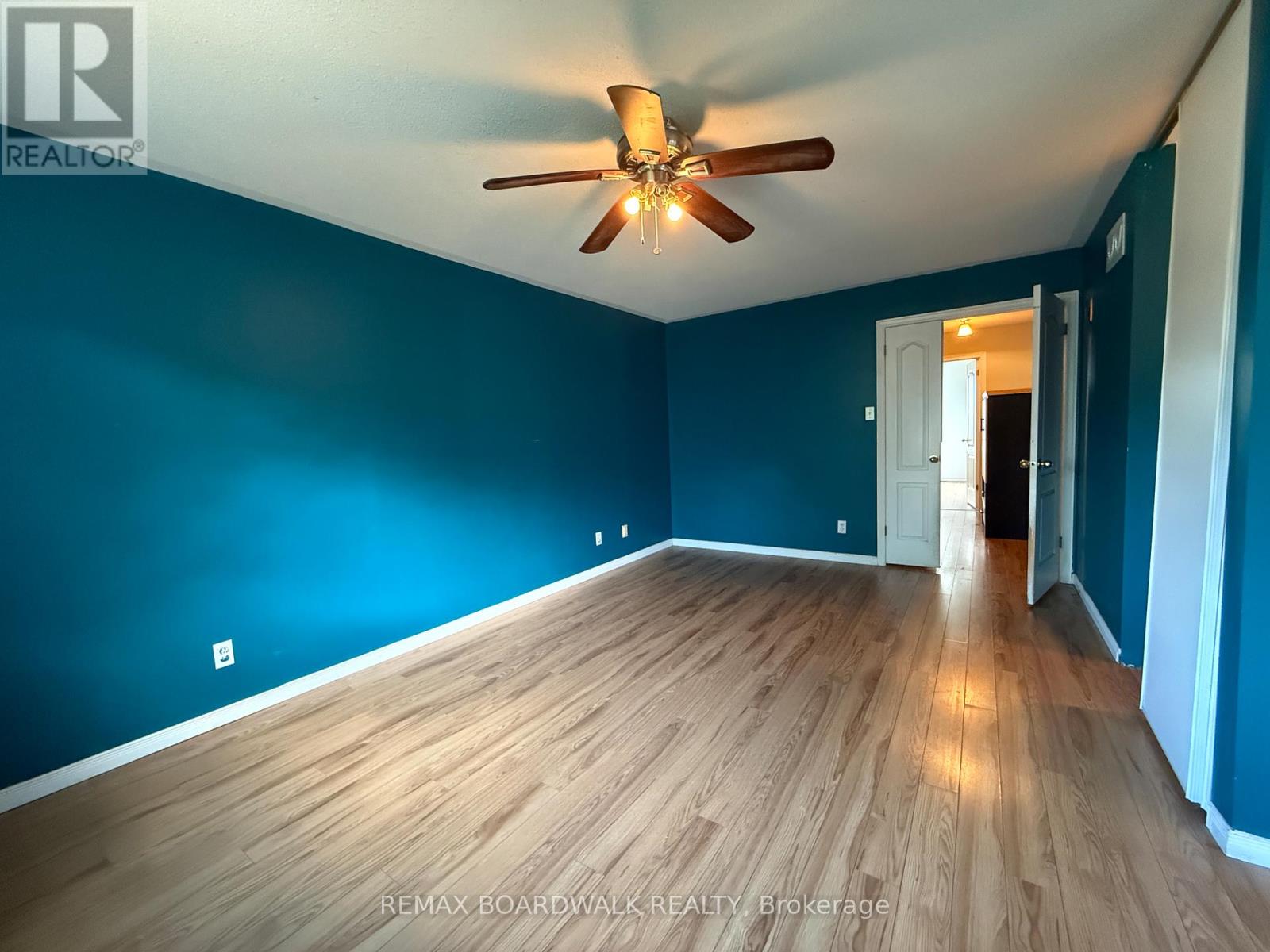 3 Bed, 3 Bath House for Sale in Ottawa – 11 MEADOWBREEZE DRIVE, Ottawa – MLS# X13536342 - Image 14