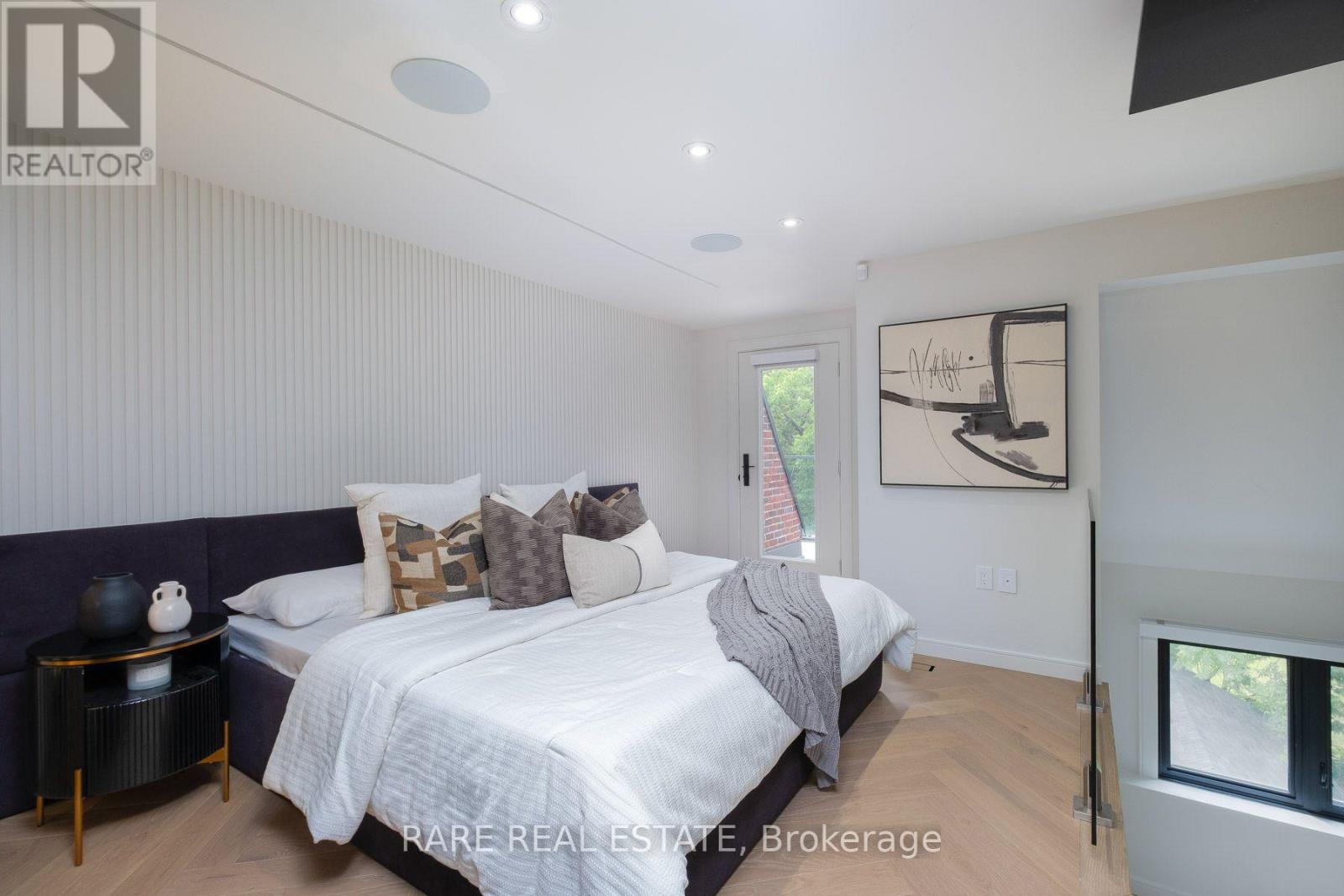 61 SHANNON STREET - 19
