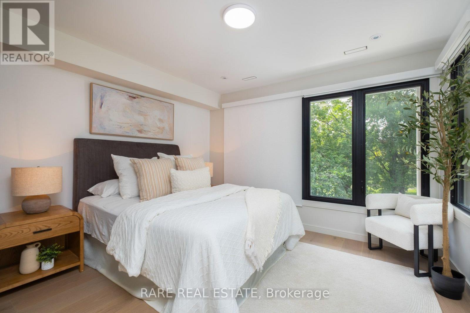 61 SHANNON STREET - 26