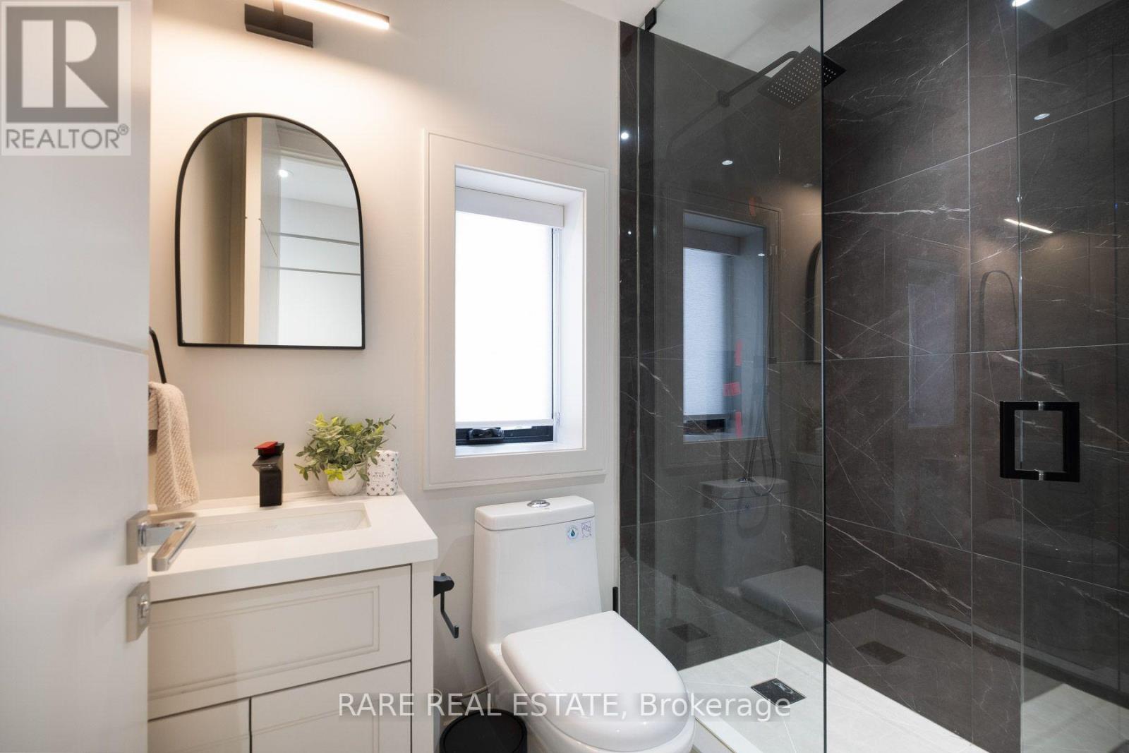 61 SHANNON STREET - 27