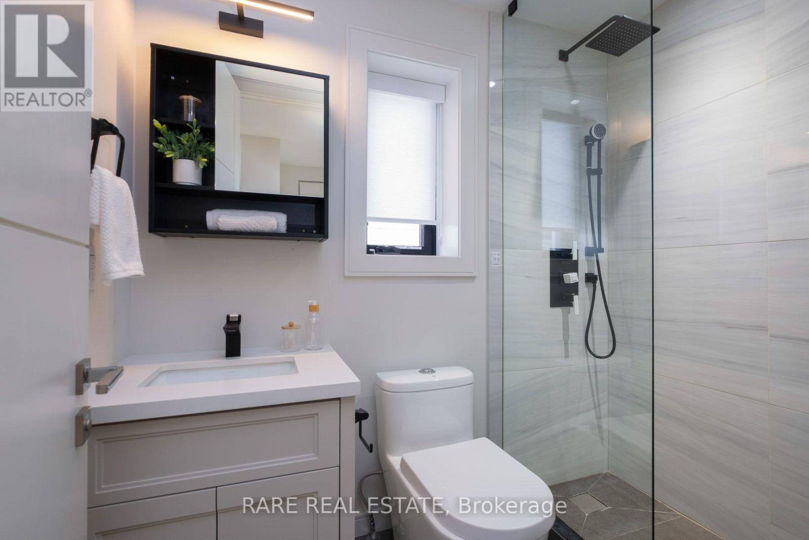 61 SHANNON STREET - 31
