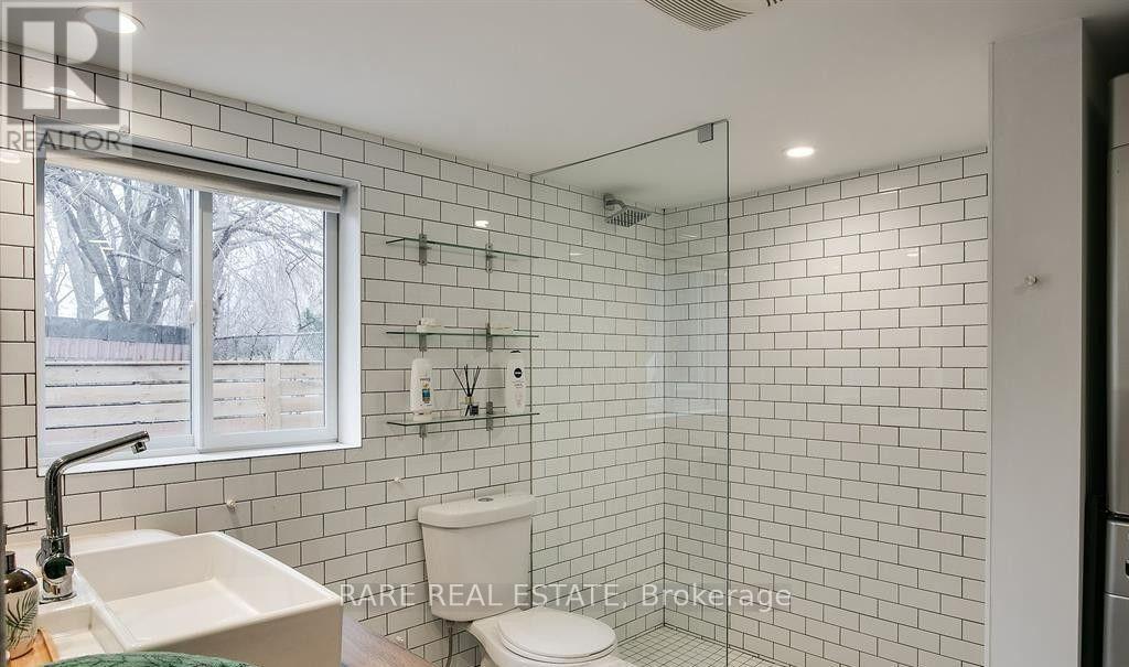 61 SHANNON STREET - 46
