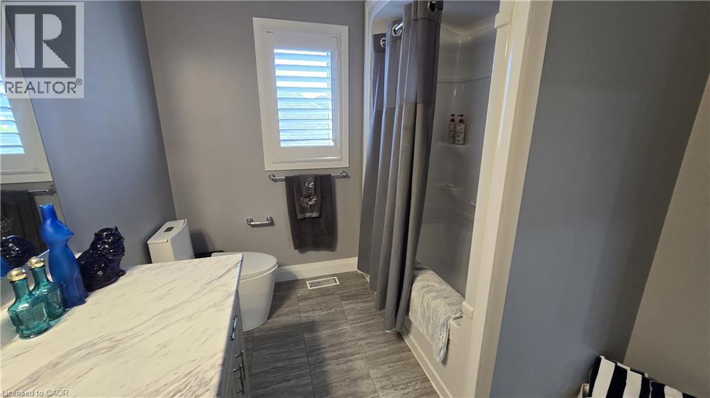 122 BRIDGE Crescent - 37