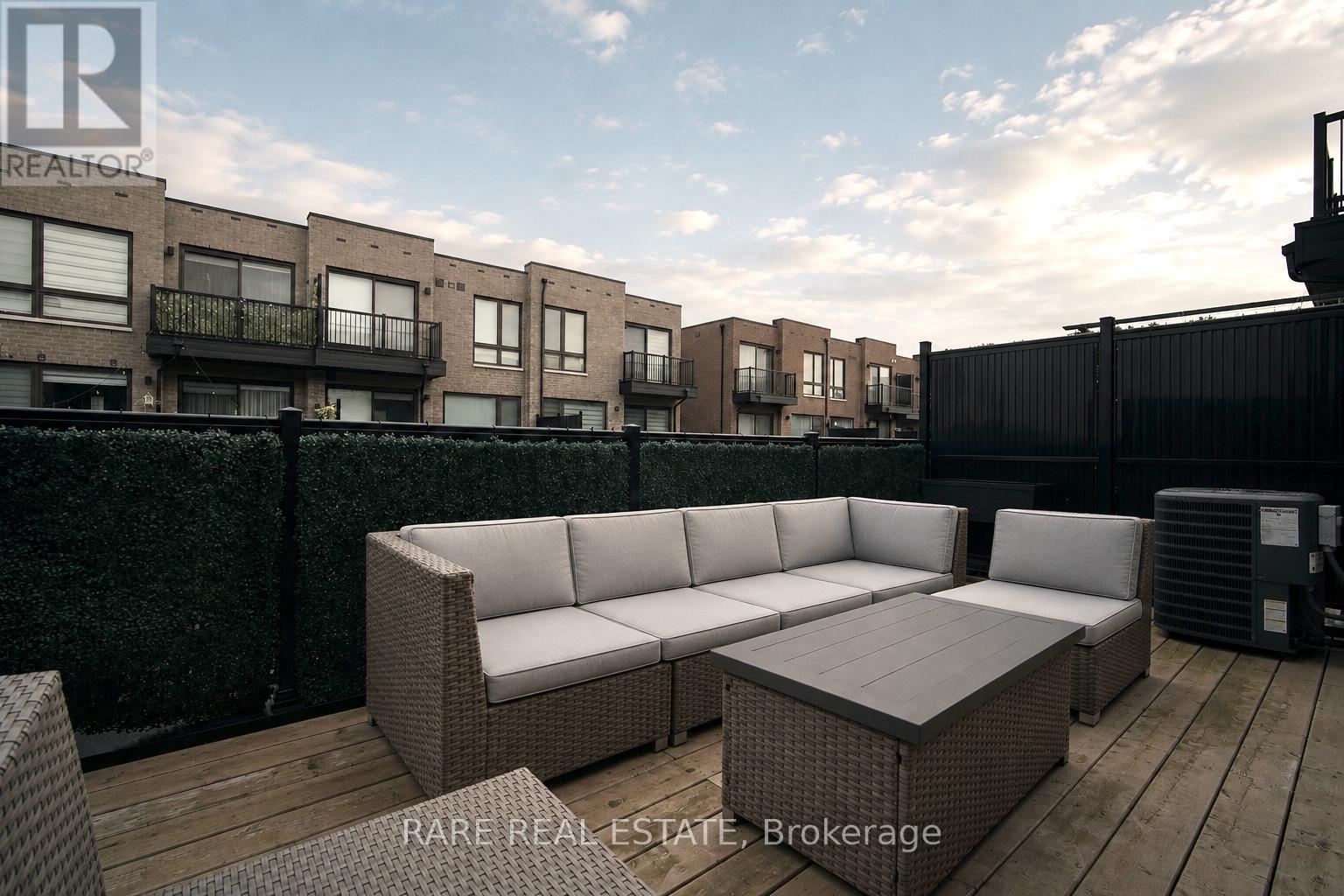 12 RUMNEY STREET - 32