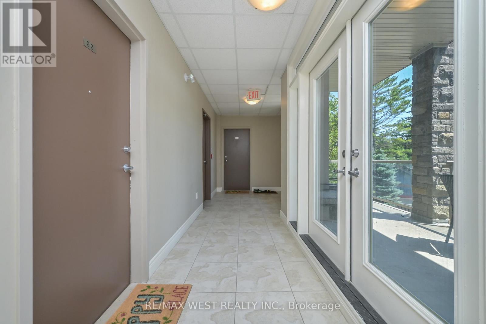 #212 764 RIVER ROAD E - 24