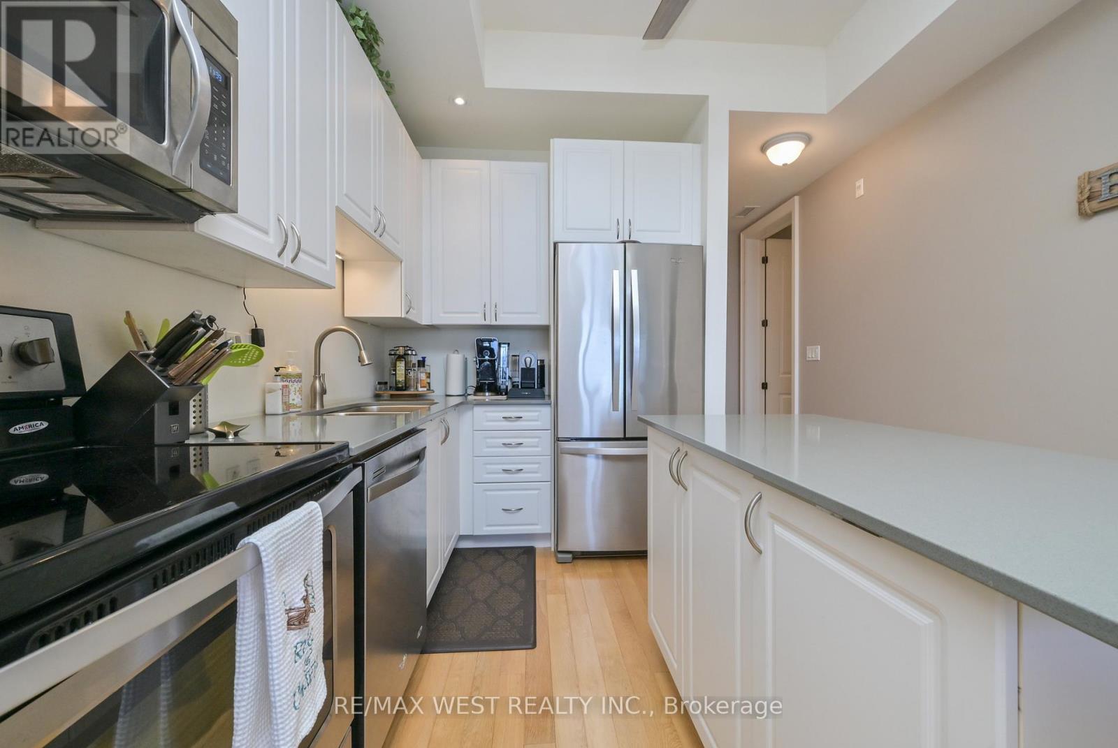 #212 764 RIVER ROAD E - 5