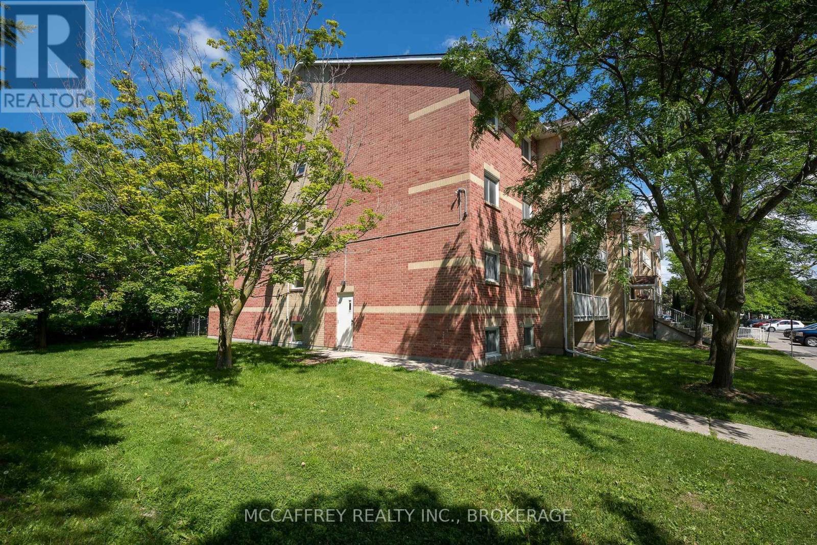 #103 310 KINGSDALE AVENUE - 31