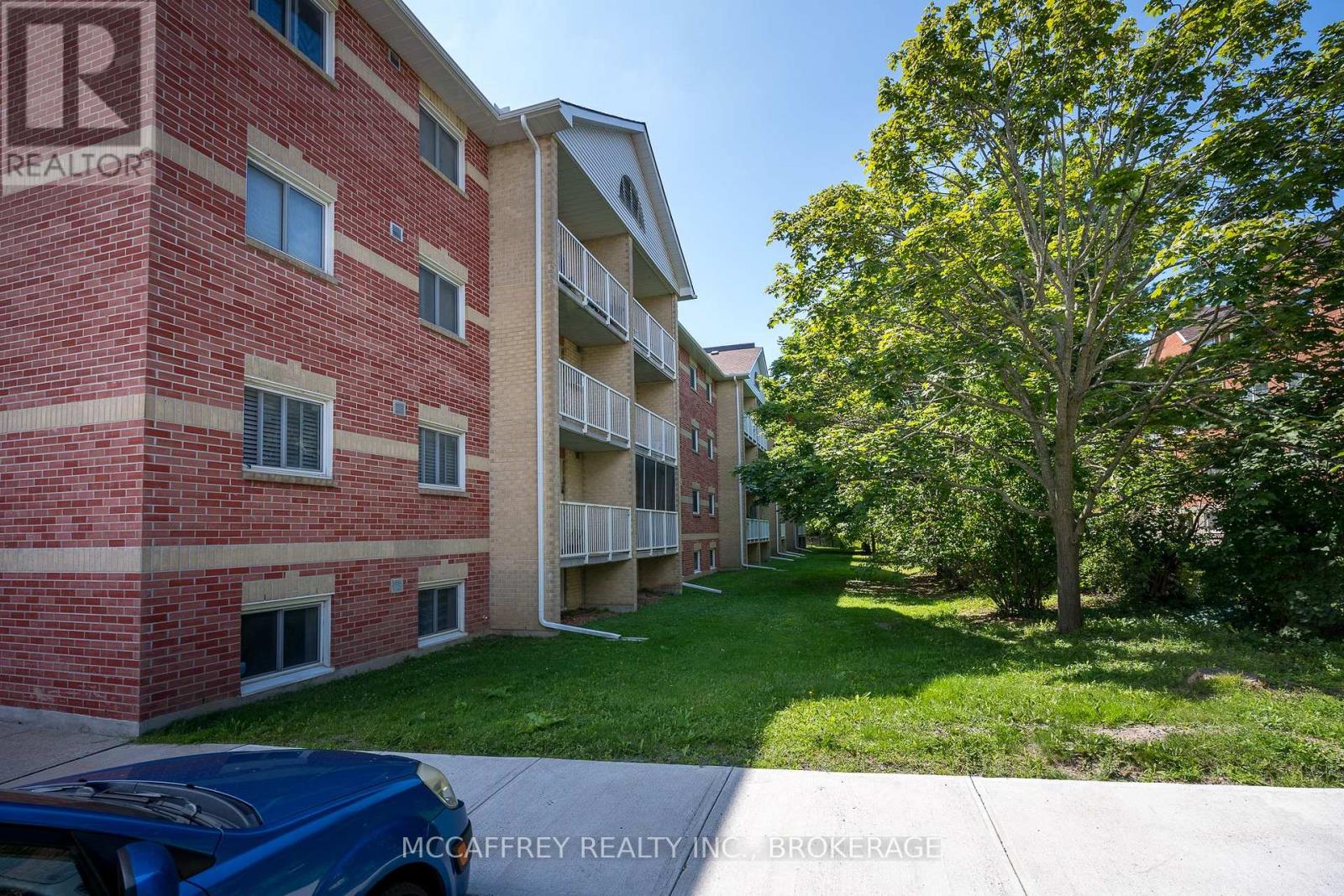 #103 310 KINGSDALE AVENUE - 32