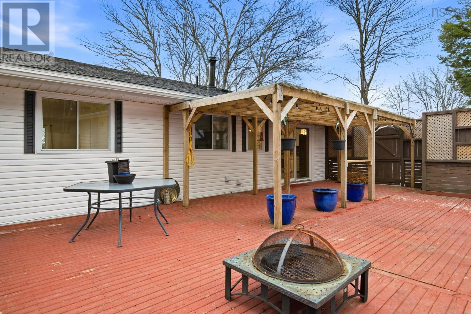 114 Charleswood Drive - 38