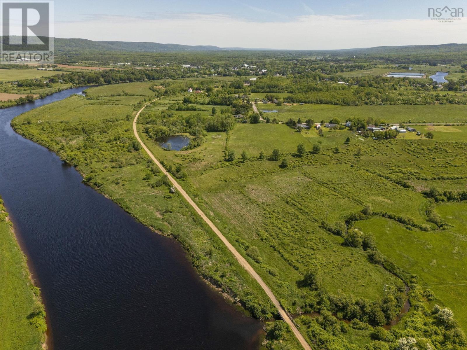 4035 Highway 201 - 2