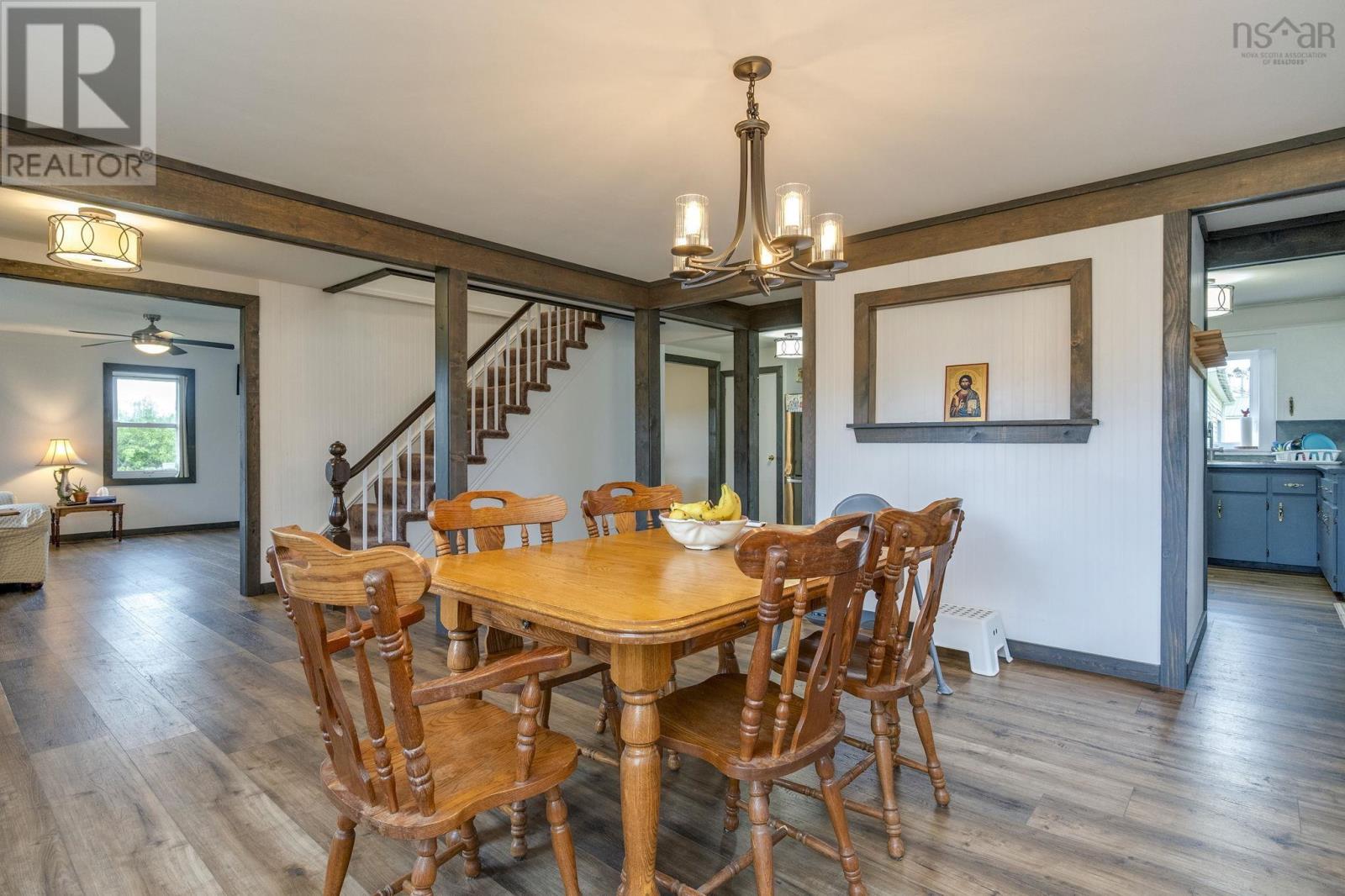 4035 Highway 201 - 22