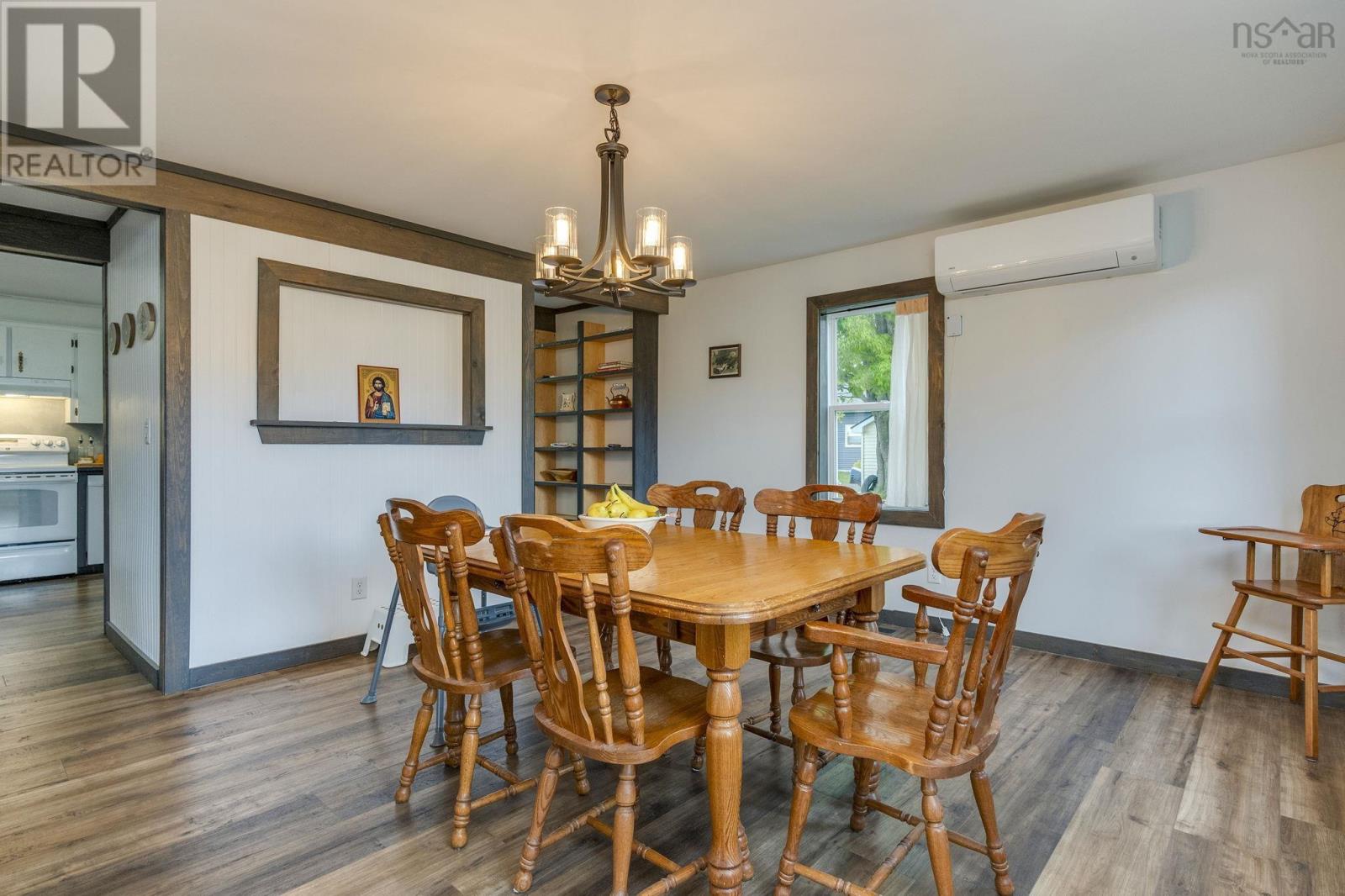 4035 Highway 201 - 20