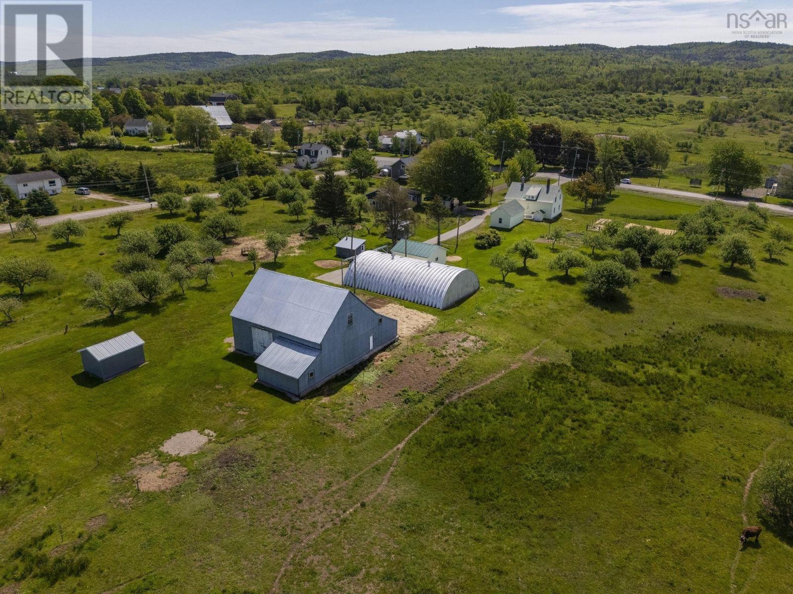 4035 Highway 201 - 6