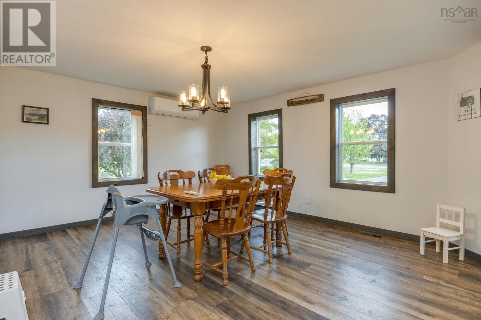 4035 Highway 201 - 21