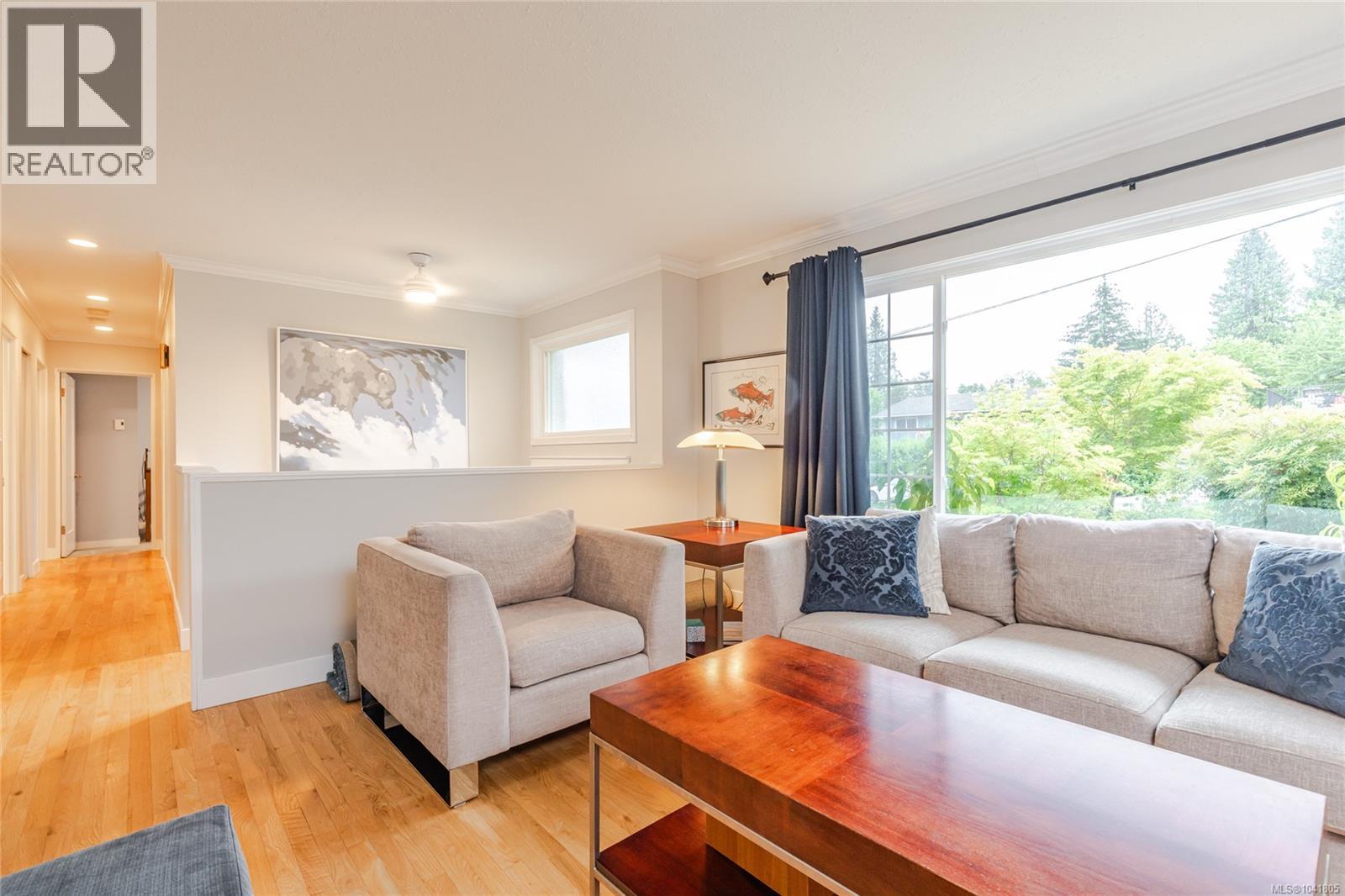 3040 Bay St, Nanaimo