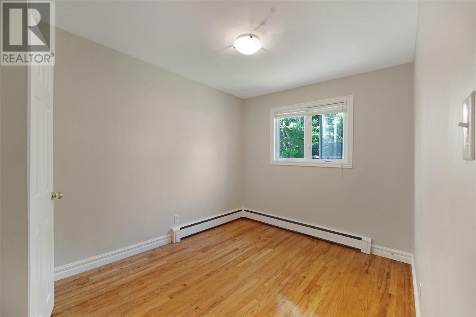 44 Roosevelt Avenue - Image 12