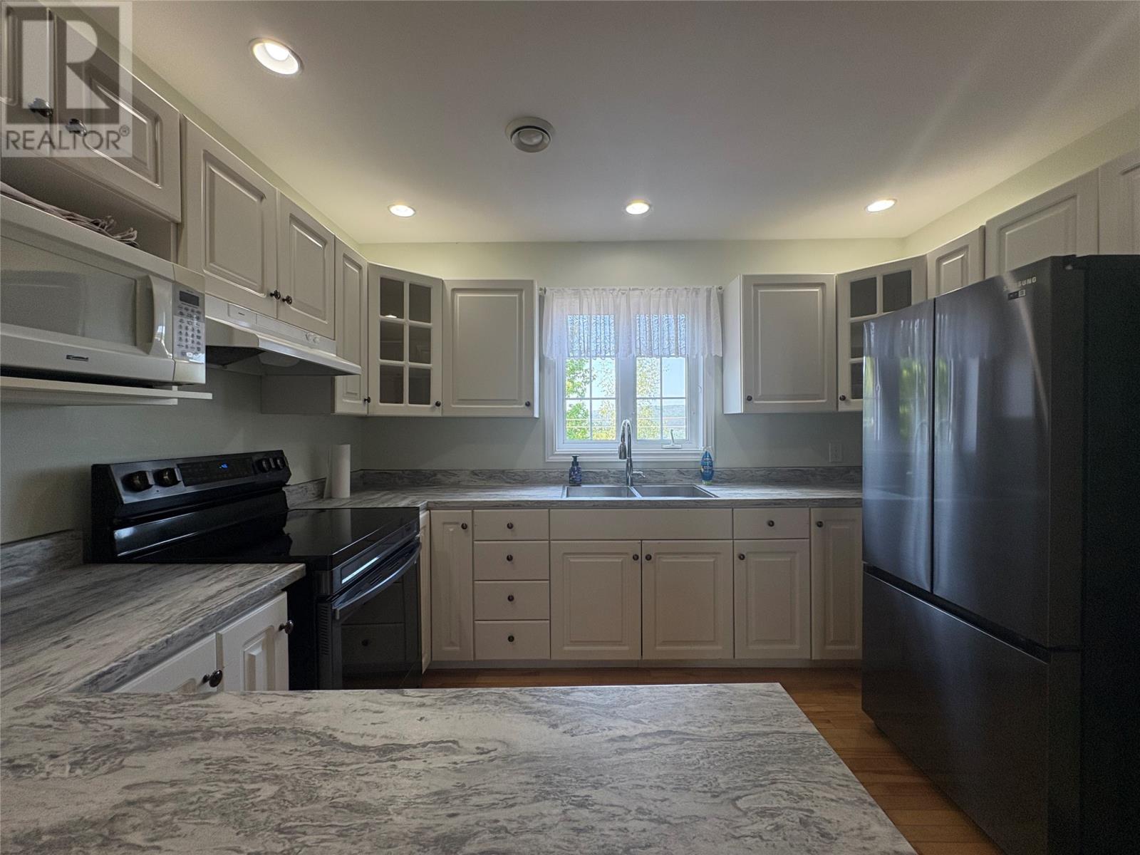 2 Clifton Road - 21