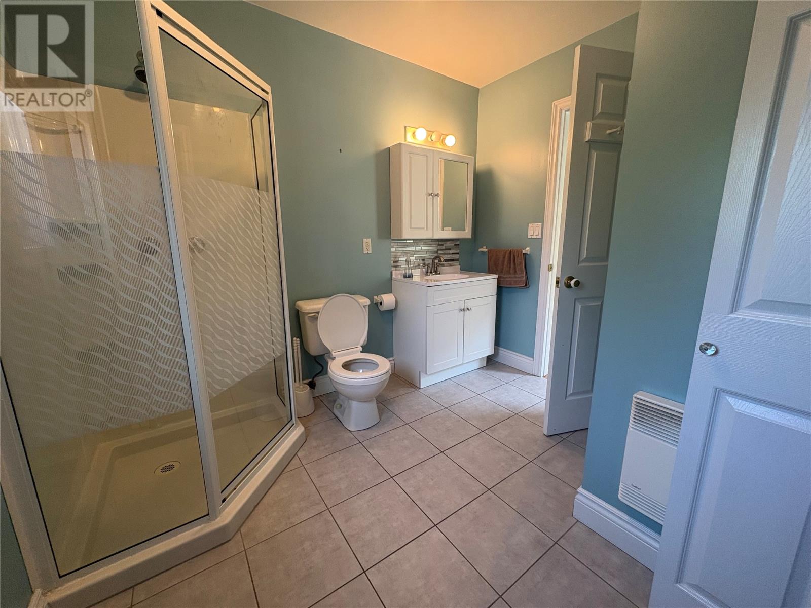 2 Clifton Road - 30